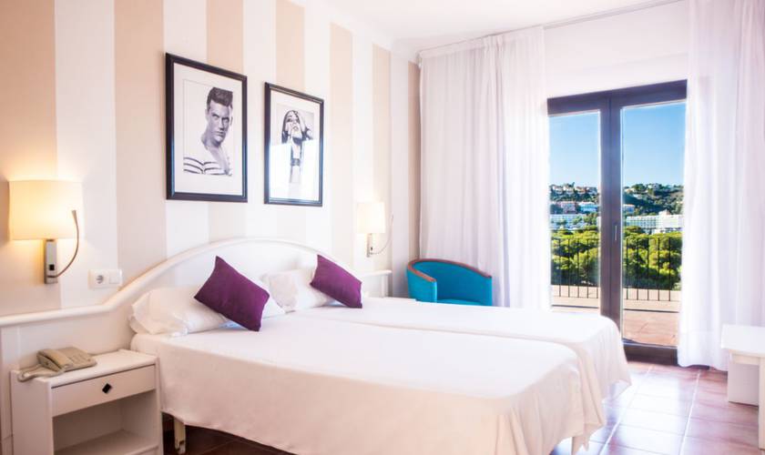 Habitación doble con balcón Hotel Boutique Bon Repos - Adults Only Santa Ponsa Habitación doble con balcón Hotel Boutique Bon Repos - Adults Only Santa Ponsa