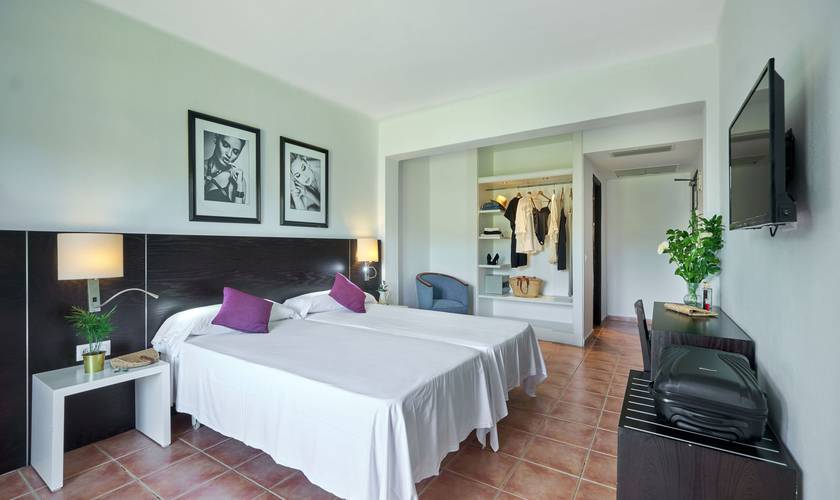 Habitación doble superior con balcón Hotel Boutique Bon Repos - Adults Only Santa Ponsa Habitación doble superior con balcón Hotel Boutique Bon Repos - Adults Only Santa Ponsa